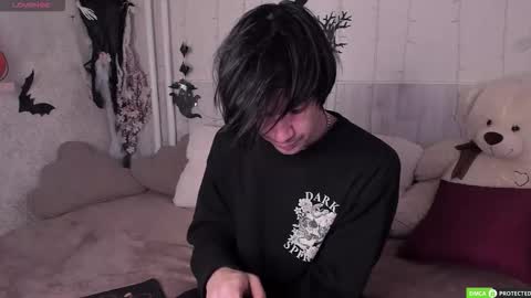 Snapshot of calvinowens chatting on 10-24-25, 03:14 Calvin Owens online show from 10-24-25, 03:14