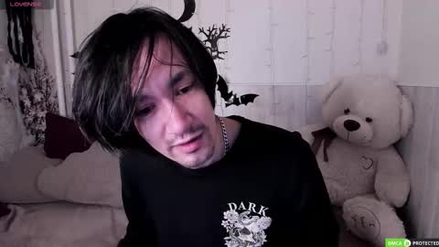 Snapshot of calvinowens chatting on 10-31-25, 03:07 Calvin Owens online show from 10-31-25, 03:07