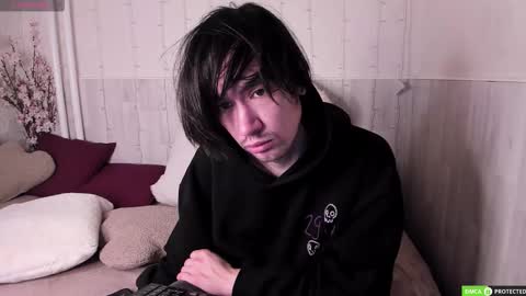 Snapshot of calvinowens chatting on 12-01-25, 03:11 Calvin Owens online show from 12-01-25, 03:11