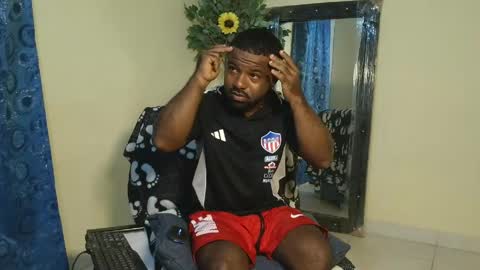 Snapshot of calvinphillips16 chatting on 04-10-26, 11:42 kevin hart777 online show from 04-10-26, 11:42