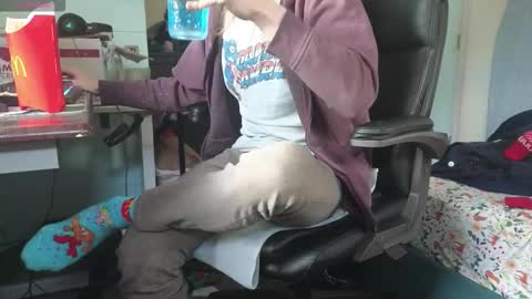 Snapshot of calypsocabal chatting on 12-21-25, 08:49 Calypso online show from 12-21-25, 08:49