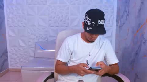 cam_xman online show from 04-23-26, 05:15