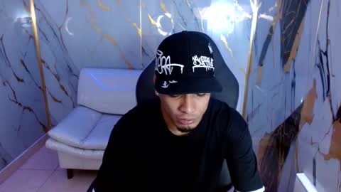 Snapshot of cam_xman chatting on 06-02-26, 12:51 cam_xman online show from 06-02-26, 12:51