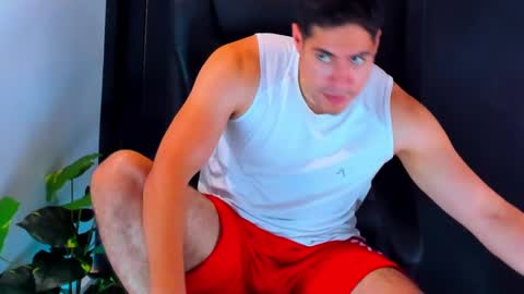 camara110 online show from 01-12-25, 07:53