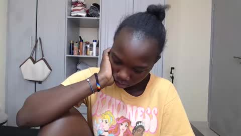 Princess online show from 01-03-25, 09:47