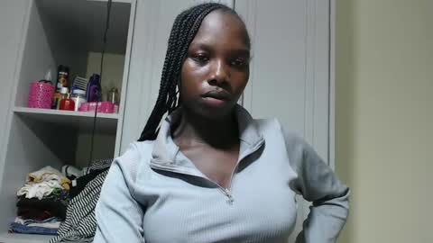 Princess online show from 03-11-25, 04:40