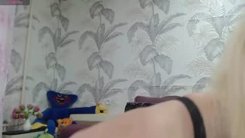 CamDiva1 online show from 06-20-26, 01:03