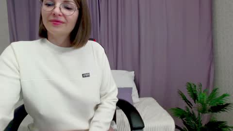Snapshot of camelia_lillie chatting on 01-08-25, 05:37 camelia_lillie online show from 01-08-25, 05:37