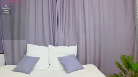 Snapshot of camelia_lillie chatting on 01-18-25, 10:49 camelia_lillie online show from 01-18-25, 10:49