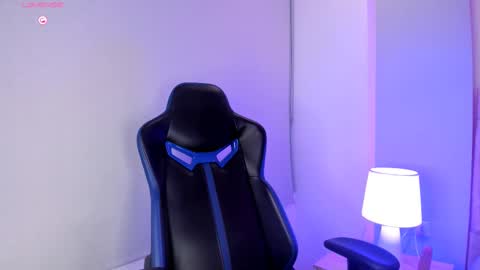 Snapshot of cameliaa_smiith chatting on 02-11-25, 04:33 Camelia Smith online show from 02-11-25, 04:33