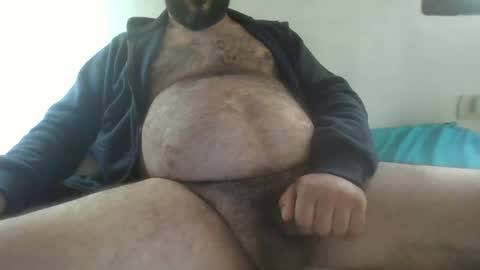 Snapshot of camera008 chatting on 03-08-26, 04:22 camera008 online show from 03-08-26, 04:22