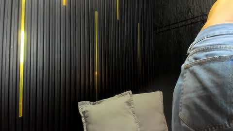 Snapshot of cameron_blake_ chatting on 01-08-25, 10:48 CAMERON online show from 01-08-25, 10:48