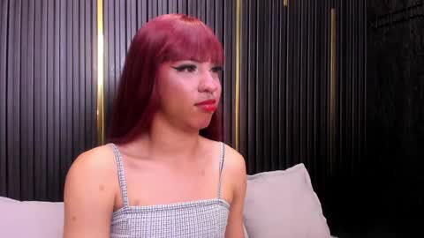 Snapshot of cameron_blake_ chatting on 01-10-25, 02:14 CAMERON online show from 01-10-25, 02:14