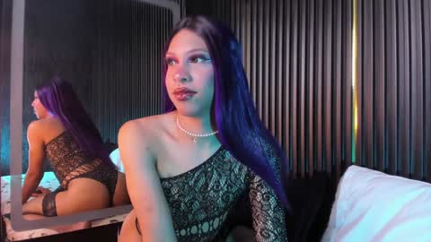 Snapshot of cameron_blake_ chatting on 01-22-25, 02:26 CAMERON online show from 01-22-25, 02:26