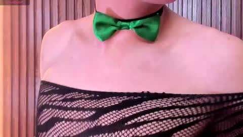 Snapshot of cameron_blake_ chatting on 11-05-25, 03:06 CAMERON online show from 11-05-25, 03:06