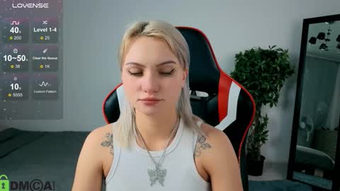 Snapshot of cameron_loving chatting on 09-30-25, 08:41 Cameron online show from 09-30-25, 08:41