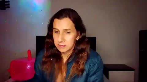 Mara Catalina Romero Ordez online show from 10-15-25, 06:13