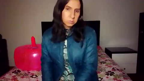 Mara Catalina Romero Ordez online show from 10-23-25, 06:02