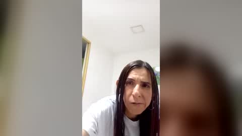 Snapshot of cameron_puppy chatting on 06-19-26, 01:32 Mara Catalina Romero Ordez online show from 06-19-26, 01:32