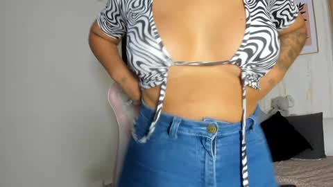 Cameron  online show from 01-11-25, 07:38