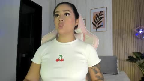 Cameron  online show from 10-06-25, 07:55