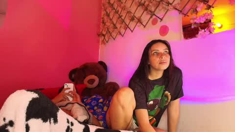 Snapshot of cami_casti777 chatting on 05-18-26, 10:37 trini-1000 online show from 05-18-26, 10:37