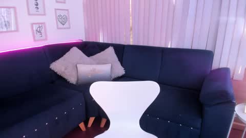 Camila cruz online show from 01-07-25, 08:10