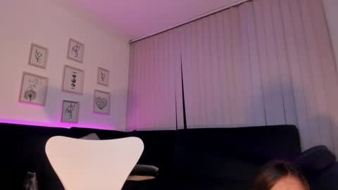 Camila cruz online show from 01-08-25, 02:25