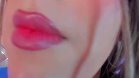 cami_rouxx online show from 07-23-26, 01:58