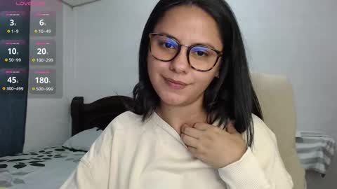 Snapshot of cami_valbuena chatting on 02-26-26, 01:15 Camila Valbuena online show from 02-26-26, 01:15