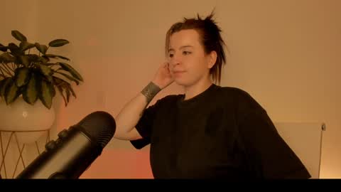 Snapshot of camidoll_10 chatting on 12-26-24, 01:51 camila online show from 12-26-24, 01:51