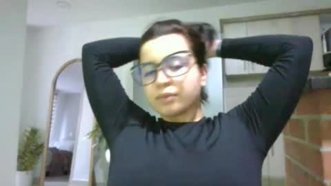 Snapshot of camidoll_10 chatting on 01-22-25, 10:59 camila online show from 01-22-25, 10:59