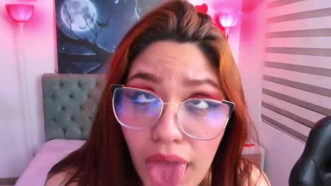 Snapshot of camiila_osorio chatting on 02-19-25, 06:55 Camila Osorio online show from 02-19-25, 06:55