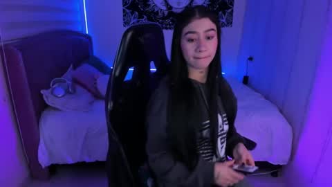 camila online show from 10-16-25, 06:09