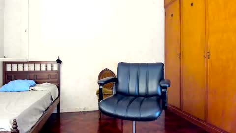 Cami online show from 01-29-25, 10:11