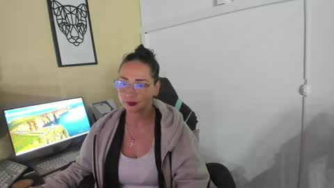 camila_bj online show from 05-13-26, 04:54