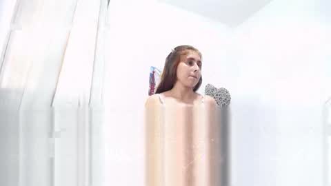 Camila online show from 04-24-26, 08:00