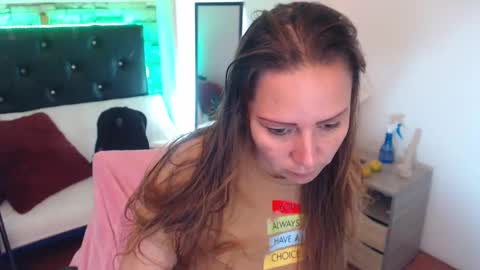 camila online show from 09-17-25, 04:52