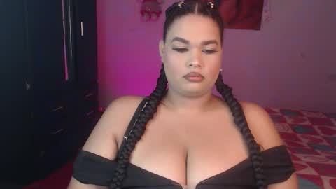 Snapshot of camila_fuenmayor chatting on 10-16-25, 07:04 online show from 10-16-25, 07:04