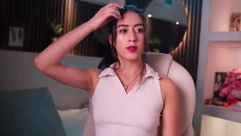 Snapshot of camila_martinez9 chatting on 09-17-25, 11:34 camila_martinez9 online show from 09-17-25, 11:34