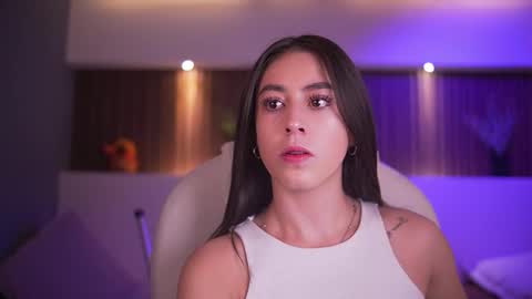 Snapshot of camila_martinez9 chatting on 11-21-25, 11:31 camila_martinez9 online show from 11-21-25, 11:31