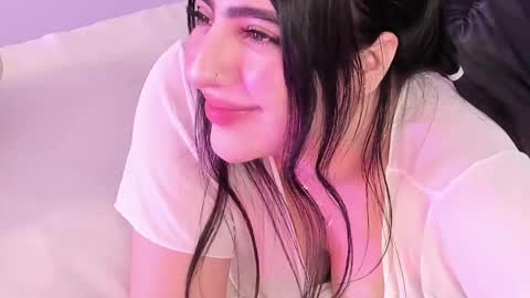 Camila online show from 02-24-26, 01:58