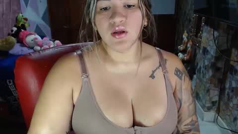 valentinaEpic way Ive been fucked 1515  online show from 11-24-25, 11:32