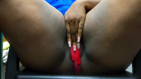 Snapshot of camila_sandoval_01 chatting on 11-11-25, 09:20 Camila online show from 11-11-25, 09:20