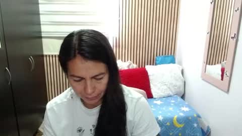 Snapshot of camila_vargas_ chatting on 06-09-26, 07:03 Camila Vargas online show from 06-09-26, 07:03