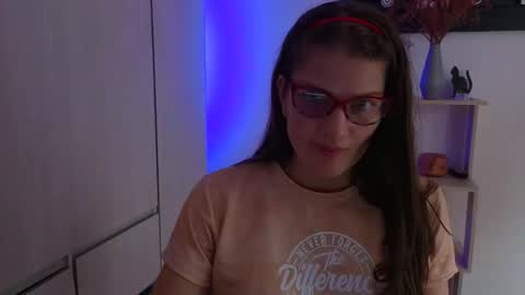 Camila ventura online show from 11-16-25, 08:36