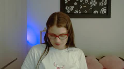 Snapshot of camila_ventura chatting on 05-19-26, 08:26 Camila ventura online show from 05-19-26, 08:26