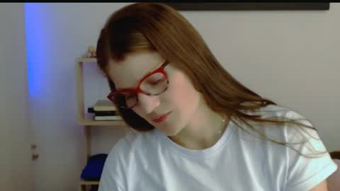 Snapshot of camila_ventura chatting on 05-22-26, 12:11 Camila ventura online show from 05-22-26, 12:11