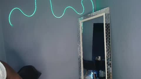 C A M I L A  online show from 10-06-25, 08:06