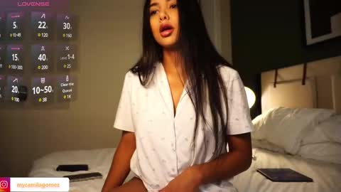 Snapshot of camilagomezz chatting on 01-23-25, 02:33 Camila online show from 01-23-25, 02:33